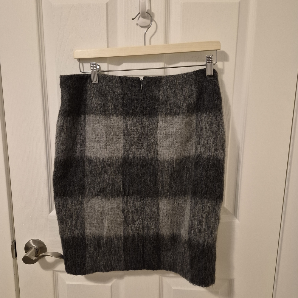 Gray Plaid Wool-Blend Pencil Skirt